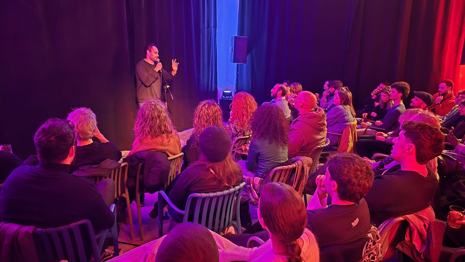 exdy spettacolo evento aziendale - micdrop agenzia