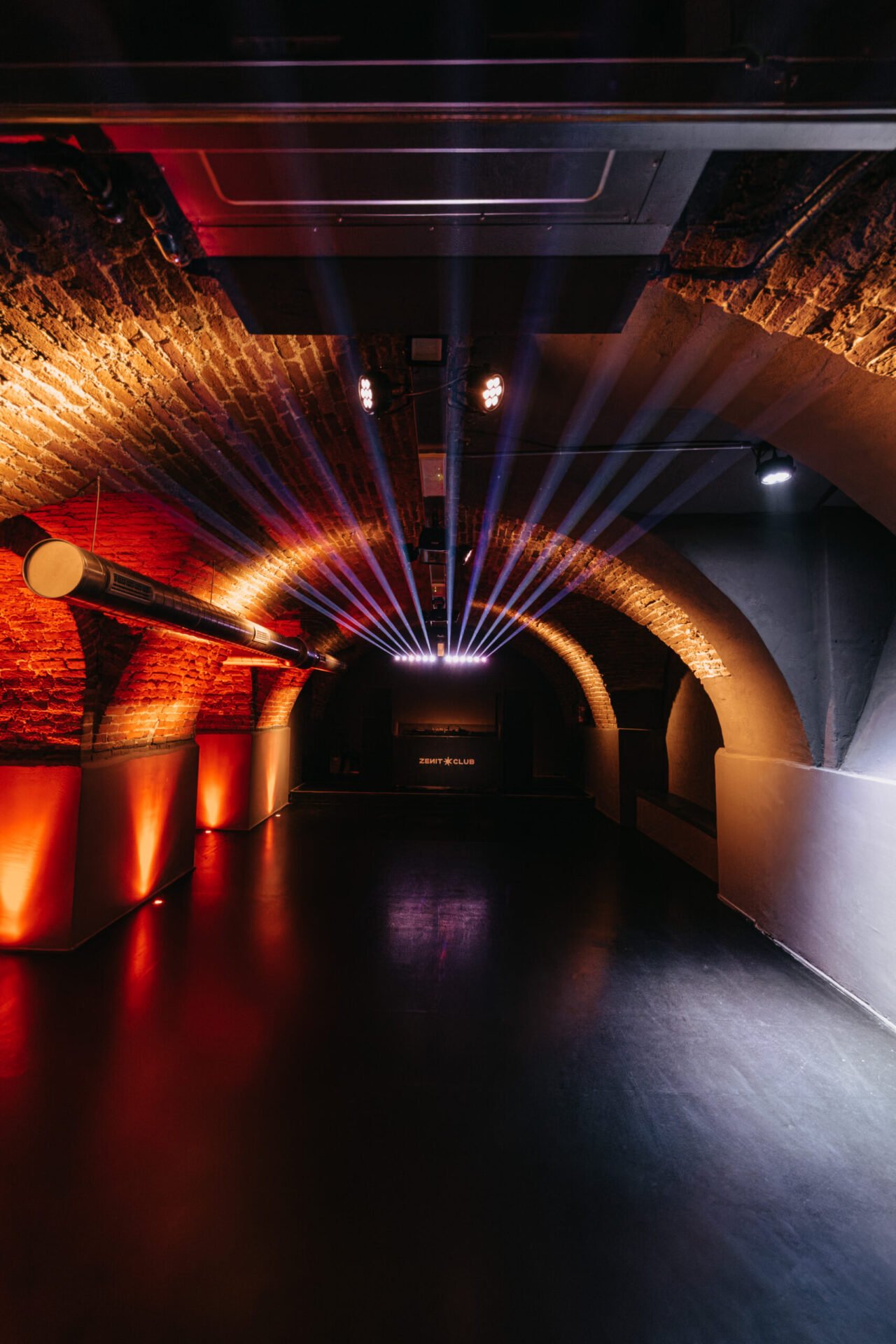 Zenit Club + Bar