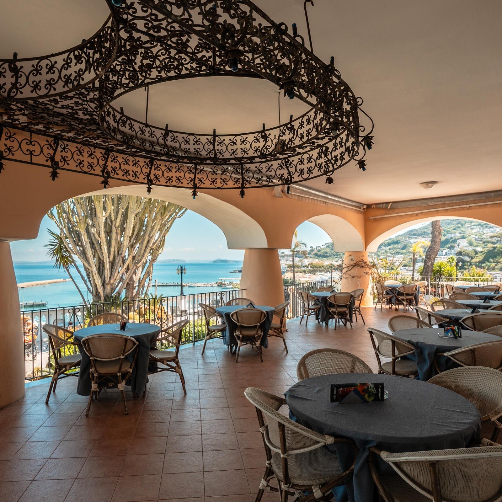 Hotel Terme & Beach Club Cristallo Palace